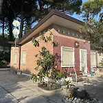 Intera Casa, 100 M Dal Mare, Grande Giardino