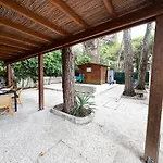 Intera Casa, 100 M Dal Mare, Grande Giardino