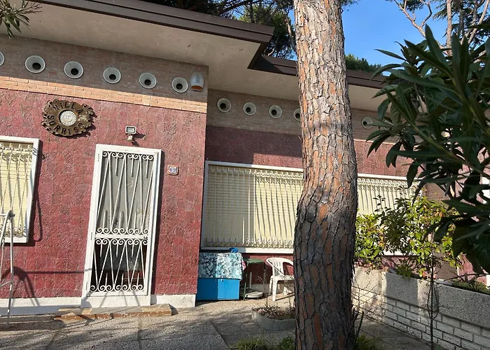 Intera Casa, 100 M Dal Mare, Grande Giardino