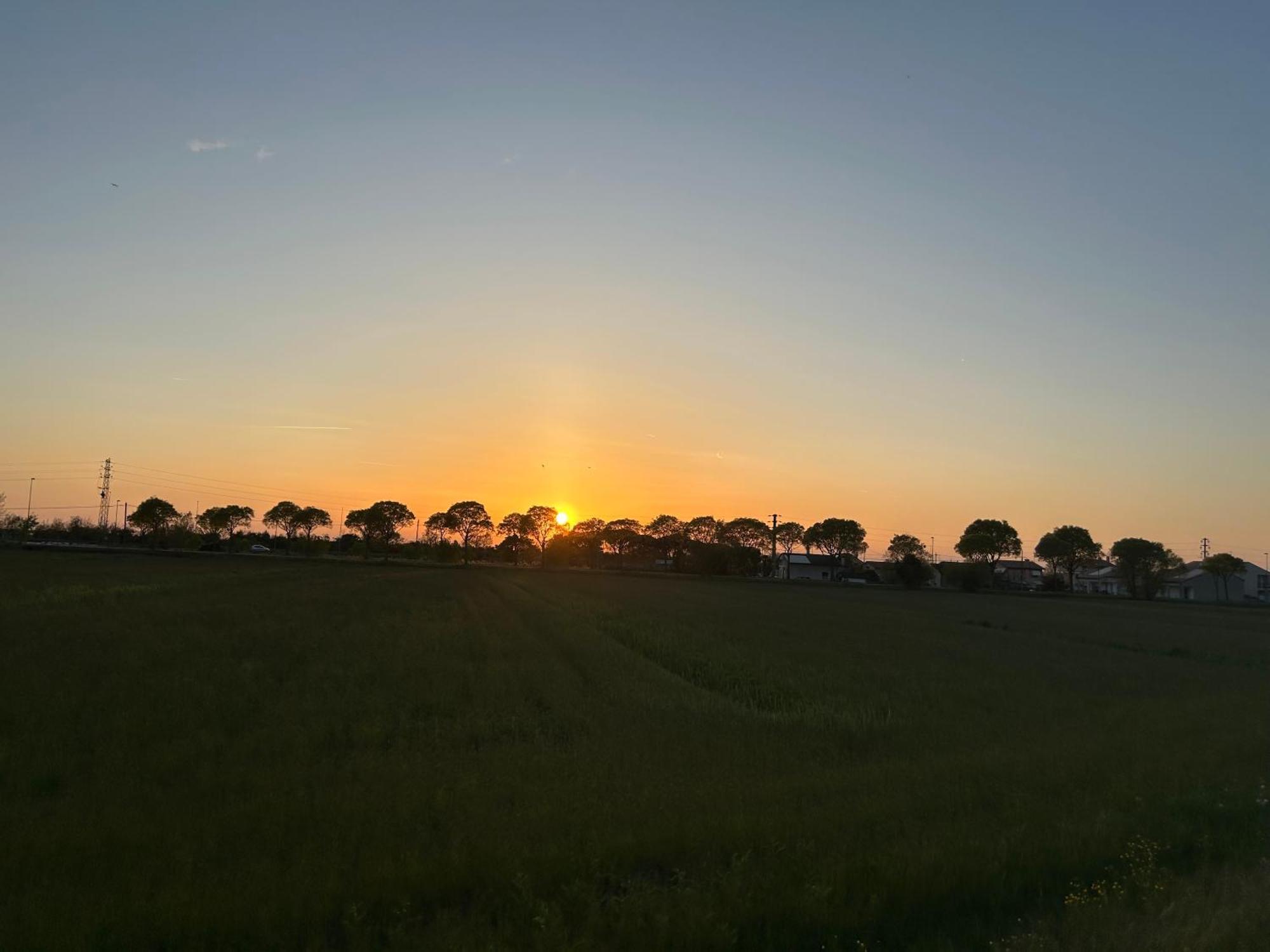 Intera Casa, 100 M Dal Mare, Grande Giardino *
